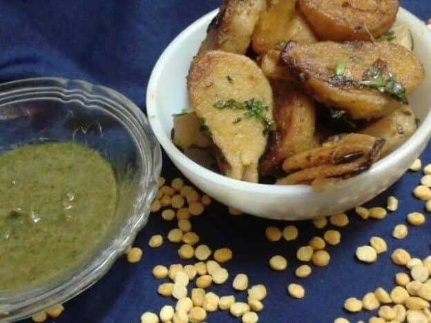 Daal Fara/ Fara Prepared With Wheat Flour And Chana Dal, Evening Time Perfect Snacks - Plattershare - Recipes, Food Stories And Food Enthusiasts