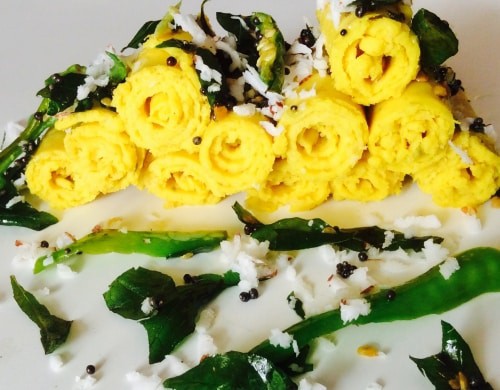 Raw Mango Oats Khandvi - Gujarati Delicacy - Plattershare - Recipes, Food Stories And Food Enthusiasts