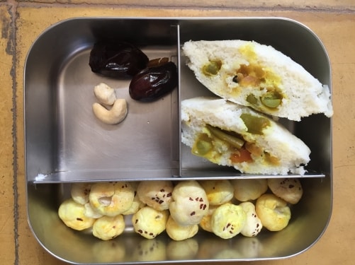 Khorma Stuffed Idli - Plattershare - Recipes, Food Stories And Food Enthusiasts