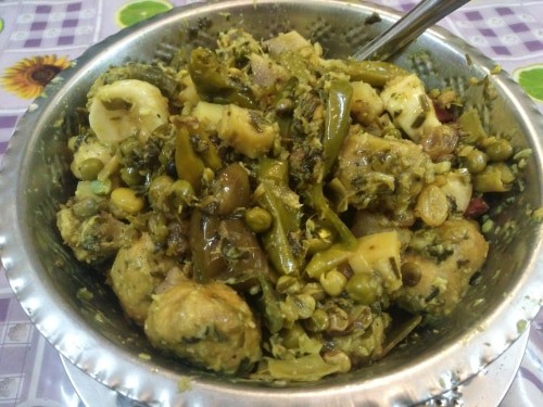 Gujarati Surati Undhiyu In Microwave Regional Recipe Contest - Plattershare - Recipes, food stories and food lovers