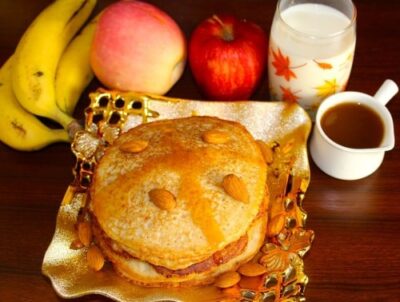 Eggless Almond Pancakes with Warm Date Syrup - Plattershare - Recipes, food stories and food lovers Eggless Almond Pancakes with Warm Date Syrup - Plattershare - Recipes, food stories and food lovers