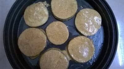 Grilled Eggplant with Spicy Mustard Sauce: A Flavorful Indian Vegetarian Recipe - Plattershare - Recipes, food stories and food lovers Grilled Eggplant with Spicy Mustard Sauce: A Flavorful Indian Vegetarian Recipe - Plattershare - Recipes, food stories and food lovers