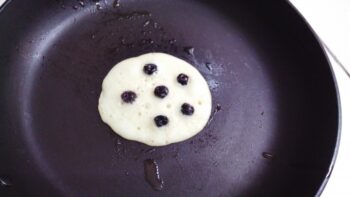 Blueberry Pancake - Plattershare - Recipes, food stories and food lovers