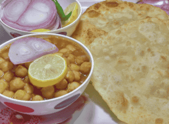 Chole Bhature - Plattershare - Recipes, food stories and food lovers