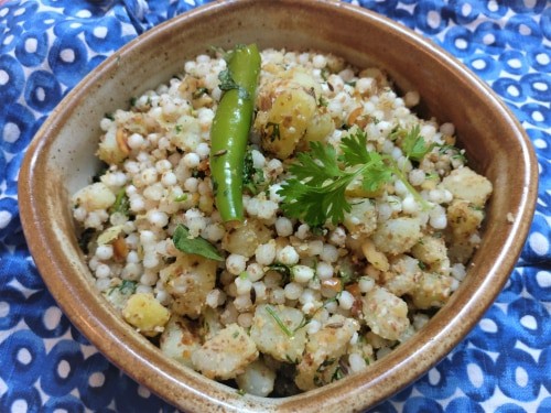 Sabudana Khichadi (Tapioca Pearls Pilaf) - Plattershare - Recipes, Food Stories And Food Enthusiasts
