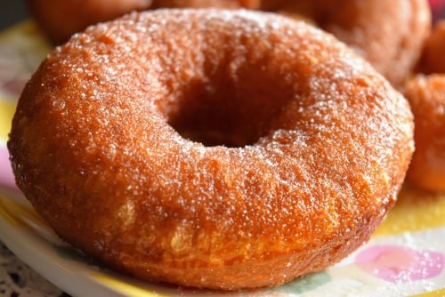 Biscuit Dough Donuts - Plattershare - Recipes, food stories and food lovers