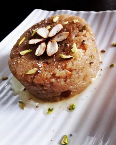 Sheera/ Aate Ka Halwa - Plattershare - Recipes, food stories and food enthusiasts