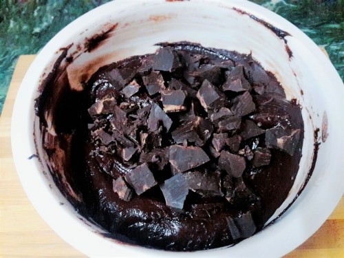 Chocolate Chunk Brownie - Plattershare - Recipes, food stories and food enthusiasts