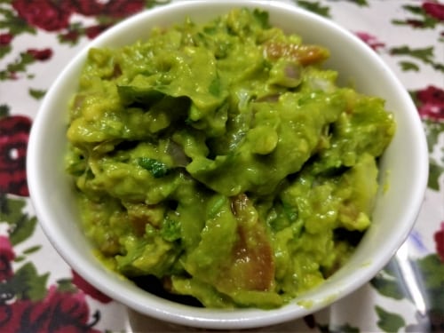 Guacamole Recipe - Plattershare - Recipes, food stories and food lovers