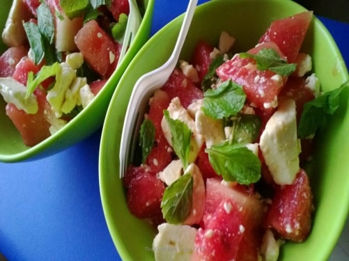 Watermelon And Feta Cheese Salad With Honey And Mint - Plattershare - Recipes, food stories and food lovers