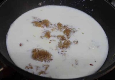 Creamy Apple Kheer: A Delicious Indian Rice Pudding Dessert - Plattershare - Recipes, food stories and food lovers Creamy Apple Kheer: A Delicious Indian Rice Pudding Dessert - Plattershare - Recipes, food stories and food lovers
