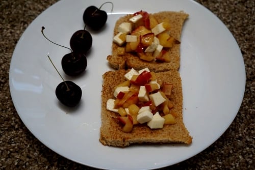 English Apple Honey Toast - Plattershare - Recipes, Food Stories And Food Enthusiasts