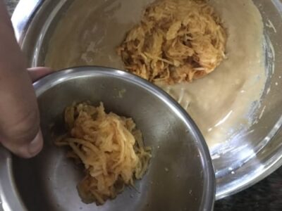 Moist & Delicious Honey Apple Bundt Cake (Eggless) - Plattershare - Recipes, food stories and food lovers Moist & Delicious Honey Apple Bundt Cake (Eggless) - Plattershare - Recipes, food stories and food lovers
