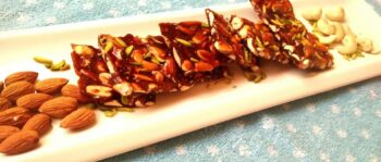 Dry Fruit Chikki - Plattershare - Recipes, food stories and food lovers