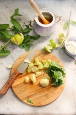 Refreshing Limonana: A Zesty Middle Eastern Lemonade - Plattershare - Recipes, food stories and food lovers Refreshing Limonana: A Zesty Middle Eastern Lemonade - Plattershare - Recipes, food stories and food lovers