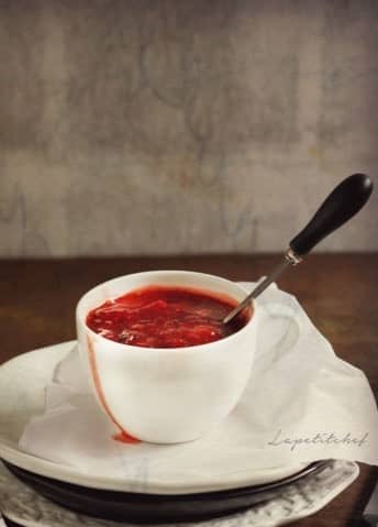 Strawberry Coulis - Plattershare - Recipes, food stories and food lovers