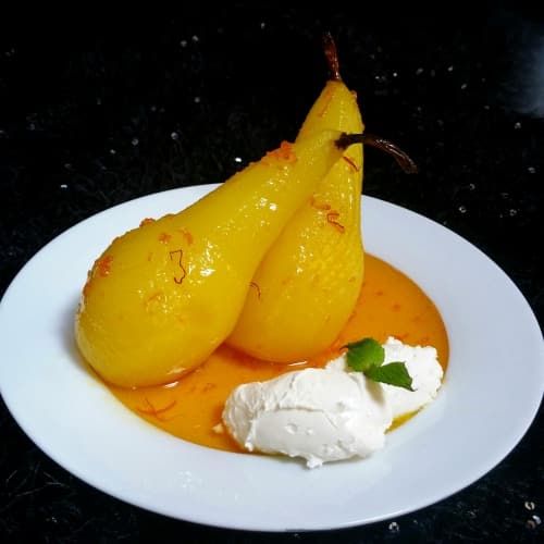 Honey Saffron Pears With Labna ! - Plattershare - Recipes, Food Stories And Food Enthusiasts