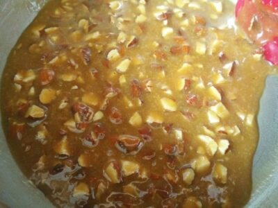 Crispy Almond & Coconut Honey Florentines: A Gluten-Free Delight - Plattershare - Recipes, food stories and food lovers Crispy Almond & Coconut Honey Florentines: A Gluten-Free Delight - Plattershare - Recipes, food stories and food lovers
