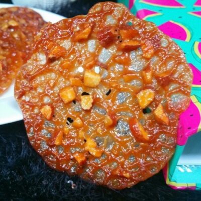 Crispy Almond & Coconut Honey Florentines: A Gluten-Free Delight - Plattershare - Recipes, food stories and food lovers Crispy Almond & Coconut Honey Florentines: A Gluten-Free Delight - Plattershare - Recipes, food stories and food lovers