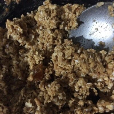 No-Bake Peanut Butter Honey Oat Bars - Plattershare - Recipes, food stories and food lovers No-Bake Peanut Butter Honey Oat Bars - Plattershare - Recipes, food stories and food lovers