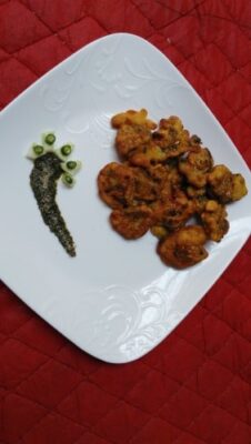 Honey-Kissed Jackfruit Fritters: A Sweet and Savory Bengali Delight - Plattershare - Recipes, food stories and food lovers Honey-Kissed Jackfruit Fritters: A Sweet and Savory Bengali Delight - Plattershare - Recipes, food stories and food lovers