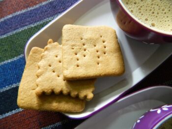 Gluten Free Honey Crackers - Plattershare - Recipes, food stories and food lovers