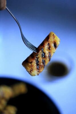 Grilled Honey-Lime Pineapple: A Sweet and Smoky Summer Dessert - Plattershare - Recipes, food stories and food lovers Grilled Honey-Lime Pineapple: A Sweet and Smoky Summer Dessert - Plattershare - Recipes, food stories and food lovers