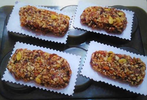 Date And Fig Bars - Plattershare - Recipes, food stories and food enthusiasts