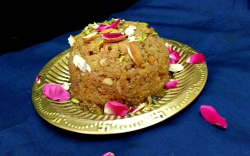 Chuahre Ka Halwa/ Dry Dates Halwa - Plattershare - Recipes, food stories and food lovers