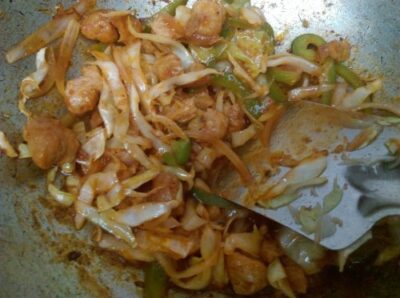 Spicy Soya Chunk Noodles: A Flavorful Vegetarian Delight - Plattershare - Recipes, food stories and food lovers Spicy Soya Chunk Noodles: A Flavorful Vegetarian Delight - Plattershare - Recipes, food stories and food lovers