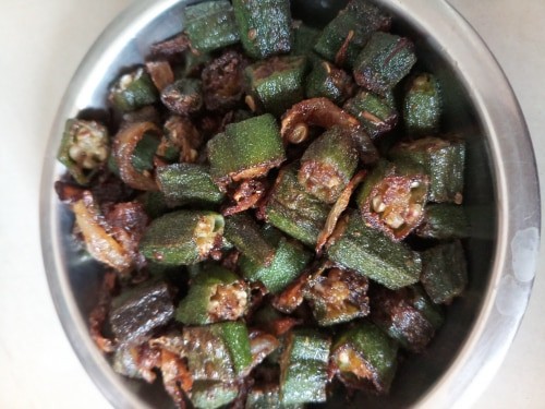 Bhindi Kali Mirchi - Plattershare - Recipes, food stories and food lovers