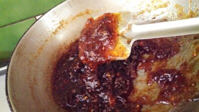 Spicy Sweet Chili Papaya Relish: A Bengali-Inspired Treat - Plattershare - Recipes, food stories and food lovers Spicy Sweet Chili Papaya Relish: A Bengali-Inspired Treat - Plattershare - Recipes, food stories and food lovers