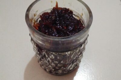 Spicy Sweet Chili Papaya Relish: A Bengali-Inspired Treat - Plattershare - Recipes, food stories and food lovers Spicy Sweet Chili Papaya Relish: A Bengali-Inspired Treat - Plattershare - Recipes, food stories and food lovers