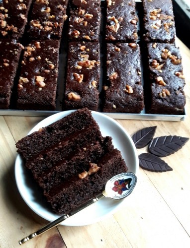 Eggless Wheat Walnuts Brownie - Plattershare - Recipes, food stories and food lovers