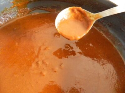Spicy Whole Wheat Bell Pepper Enchiladas with Chili Gravy - Plattershare - Recipes, food stories and food lovers Spicy Whole Wheat Bell Pepper Enchiladas with Chili Gravy - Plattershare - Recipes, food stories and food lovers