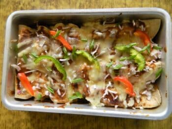 Chili Gravy Whole Wheat Bell Pepper Enchiladas - Plattershare - Recipes, food stories and food lovers
