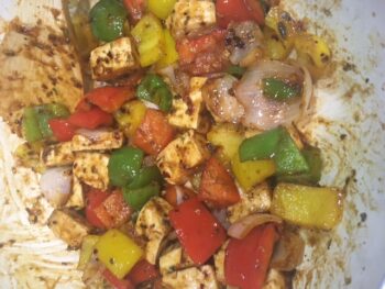 Paneer With 3 Chilies - Plattershare - Recipes, food stories and food lovers