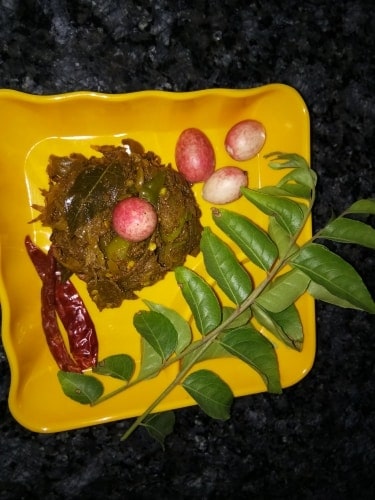 Hari Mirch Aur Karonde Ka Jhatpat Achar - Plattershare - Recipes, Food Stories And Food Enthusiasts