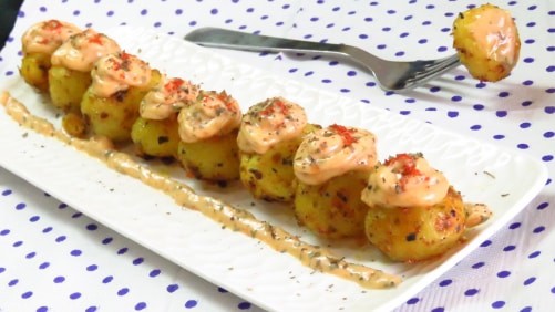 Cheese Topped Cajun Potatoes - Plattershare - Recipes, food stories and food lovers