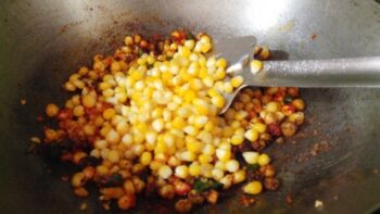 Cheesy Corn - Plattershare - Recipes, food stories and food lovers