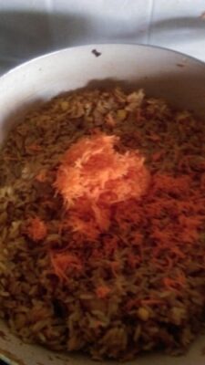 Cheesy Mexican Rice with Zesty Salsa - Plattershare - Recipes, food stories and food lovers Cheesy Mexican Rice with Zesty Salsa - Plattershare - Recipes, food stories and food lovers