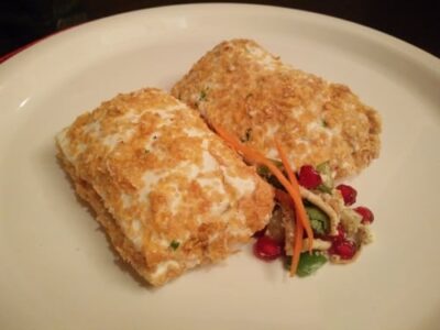 Crispy Paneer Rolls with Tangy Pomegranate Sauce: A Vegetarian Delight - Plattershare - Recipes, food stories and food lovers Crispy Paneer Rolls with Tangy Pomegranate Sauce: A Vegetarian Delight - Plattershare - Recipes, food stories and food lovers