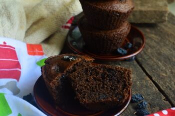 Double Chocolate Quinoa Cupcakes - Plattershare - Recipes, food stories and food lovers
