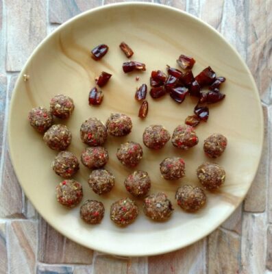 Irresistible Paan Pops: A Bite-Sized Diwali Delight - Plattershare - Recipes, food stories and food lovers Irresistible Paan Pops: A Bite-Sized Diwali Delight - Plattershare - Recipes, food stories and food lovers