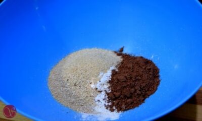 Fudgy Gluten-Free Quinoa Brownies with Date Syrup - Plattershare - Recipes, food stories and food lovers Fudgy Gluten-Free Quinoa Brownies with Date Syrup - Plattershare - Recipes, food stories and food lovers