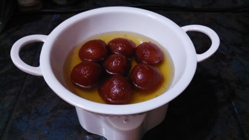 Gulab Jamun - Plattershare - Recipes, Food Stories And Food Enthusiasts