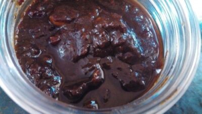 Unexpectedly Sweet Tamarind Chutney: A Flavorful Twist - Plattershare - Recipes, food stories and food lovers Unexpectedly Sweet Tamarind Chutney: A Flavorful Twist - Plattershare - Recipes, food stories and food lovers