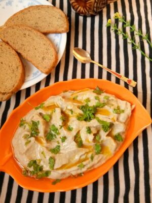 Smoky & Creamy Baba Ghanoush: The Authentic Lebanese Dip - Plattershare - Recipes, food stories and food lovers Smoky & Creamy Baba Ghanoush: The Authentic Lebanese Dip - Plattershare - Recipes, food stories and food lovers