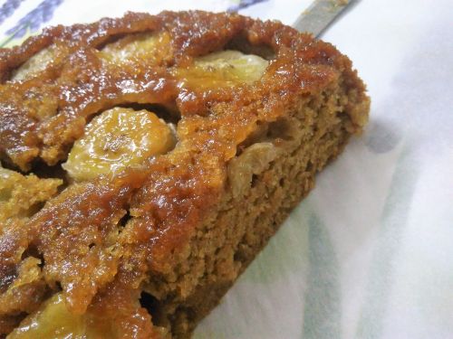 Caramelized Banana Upside Down Cake - Plattershare - Recipes, food stories and food lovers