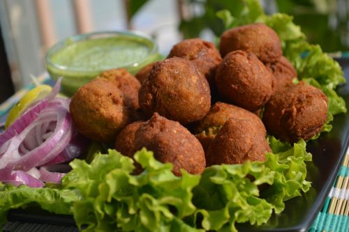 Falafel - How To Make Falafel From Chickpeas - Plattershare - Recipes, food stories and food lovers